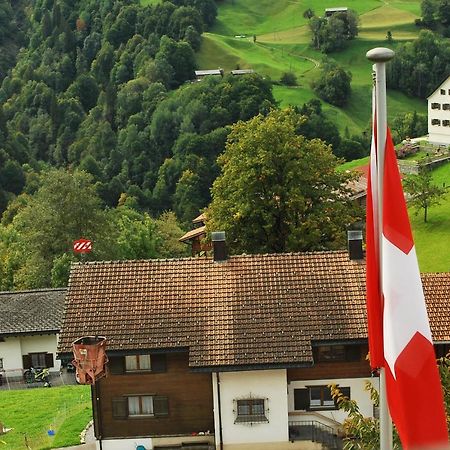 Romantic Room With Private Bathroom Saas im Prattigau المظهر الخارجي الصورة