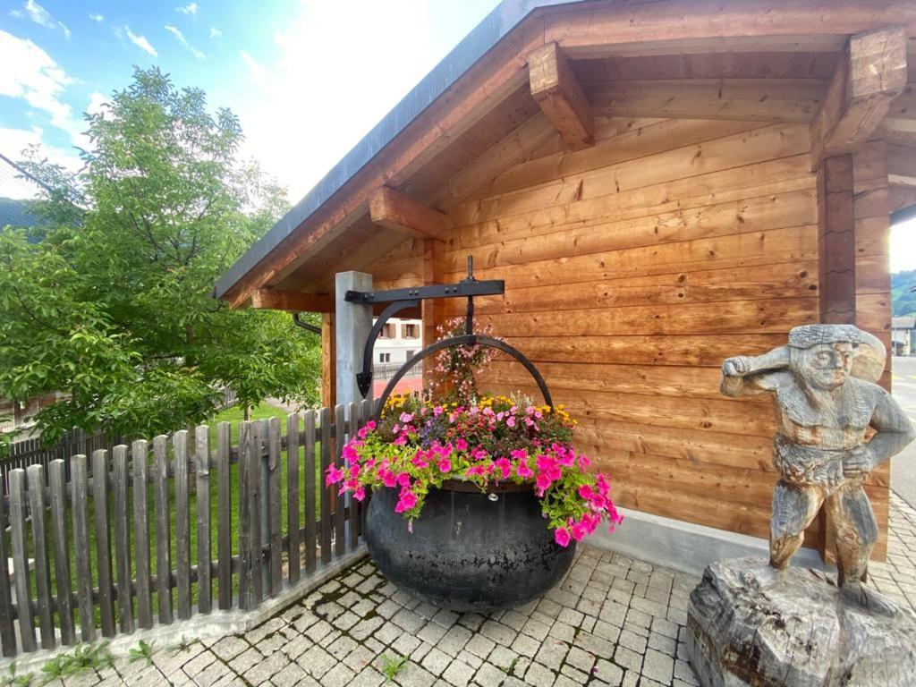 Romantic Room With Private Bathroom Saas im Prattigau المظهر الخارجي الصورة